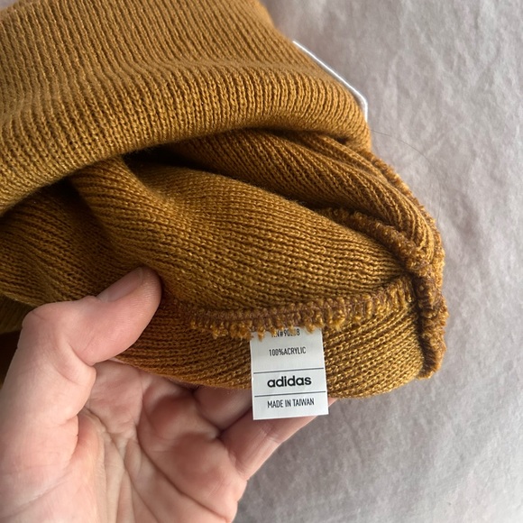 Adidas beanie in coffee/mustard - Picture 2 of 2
